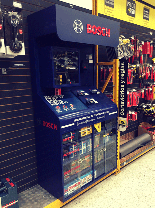 Macromet-Exhibidor-Bosch